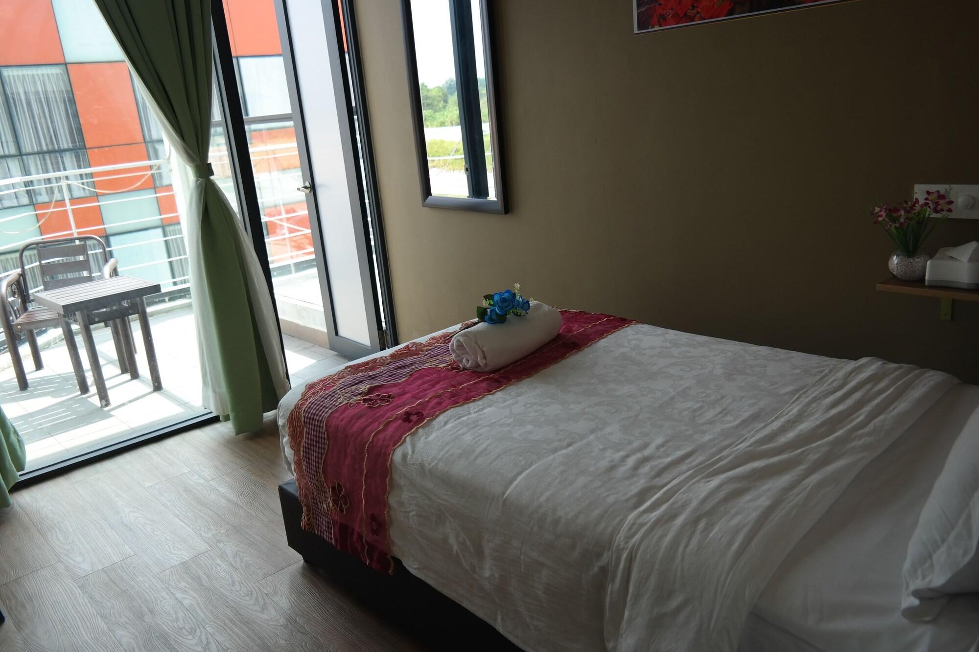 S8 Boutique Hotel Near Klia 1 & Klia 2 Sepang Exterior foto
