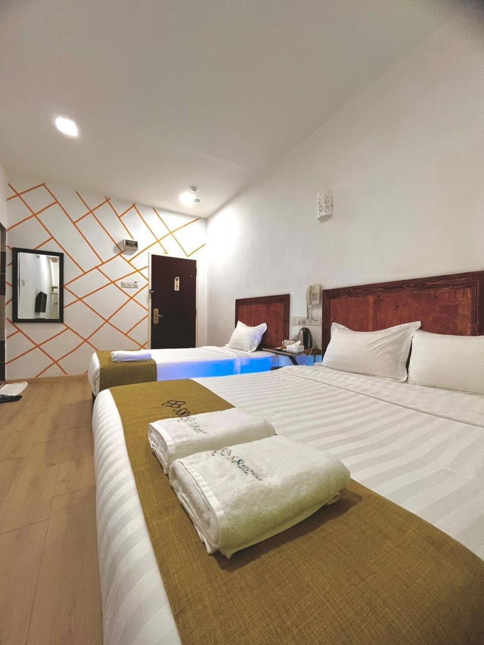 S8 Boutique Hotel Near Klia 1 & Klia 2 Sepang Exterior foto
