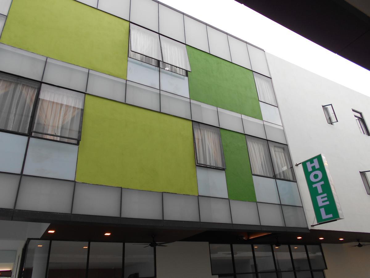 S8 Boutique Hotel Near Klia 1 & Klia 2 Sepang Exterior foto
